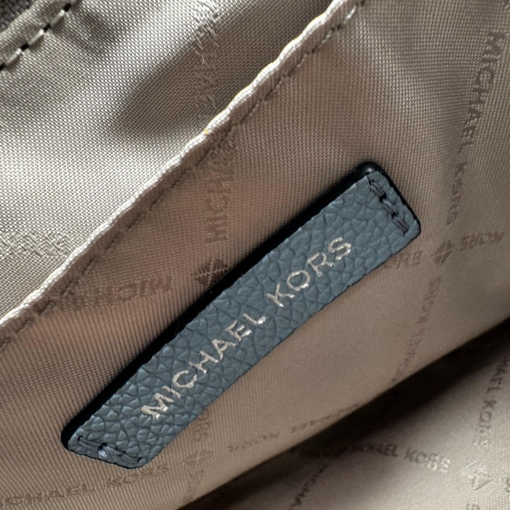 Michael Kors Cassie Small Leather Crossbody Pale Blue Satchel Bag - Picture 12 of 16